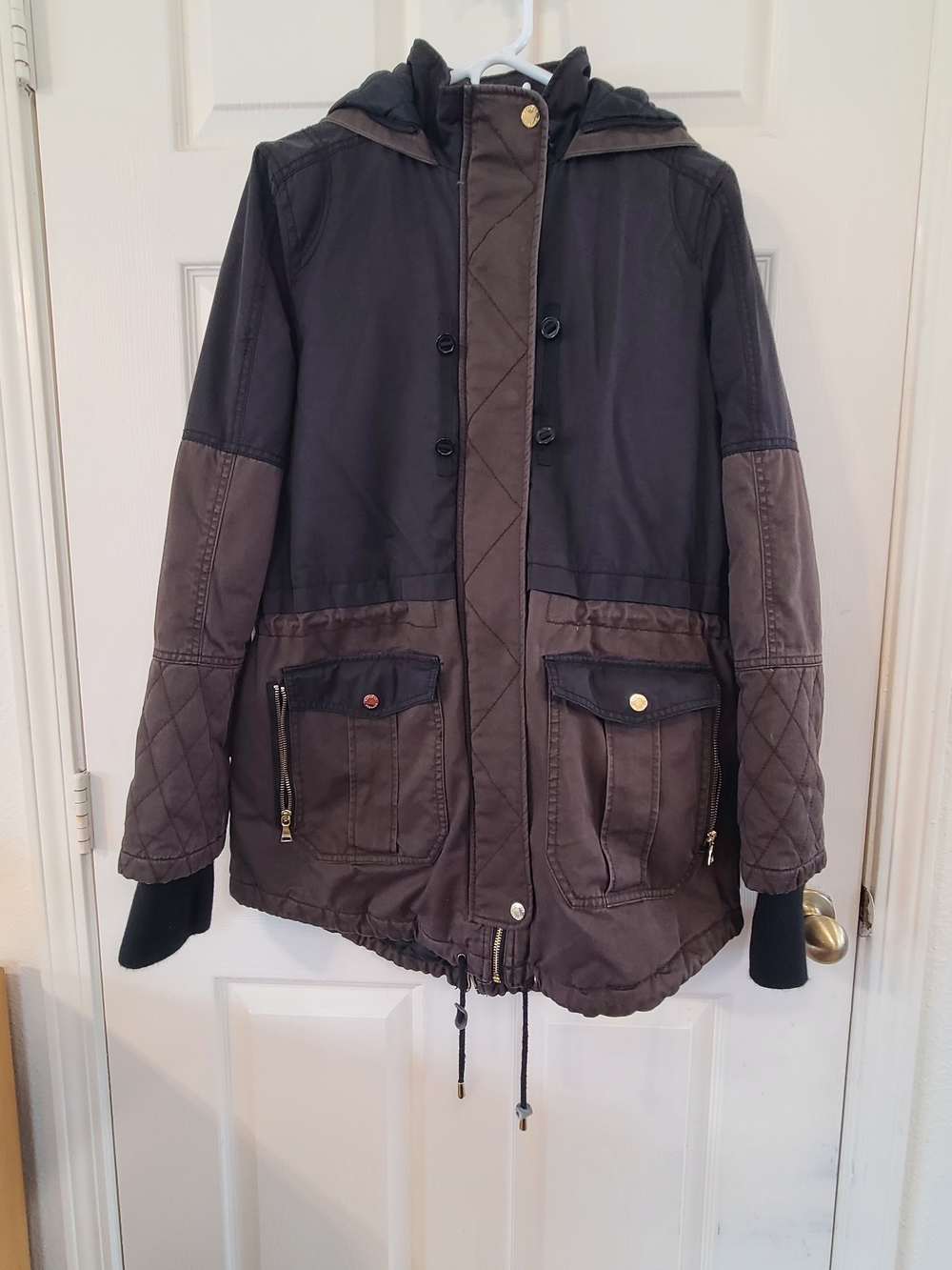 Express Women's Two-Tone Hooded Field Jacket in Black and Green